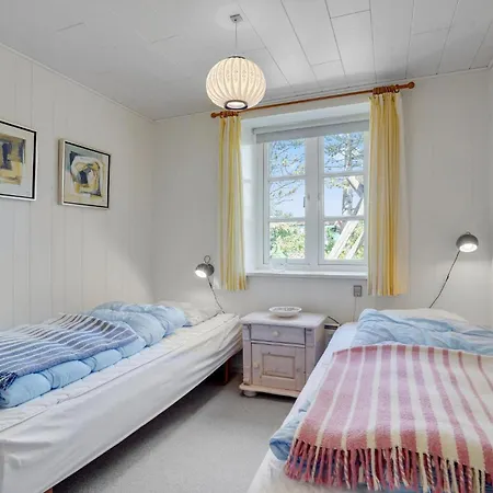 Pet Friendly In Romo With Kitchen Holiday home